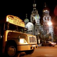Автобус ночью в Петербурге